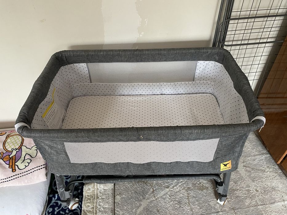 Продается манеж кровать