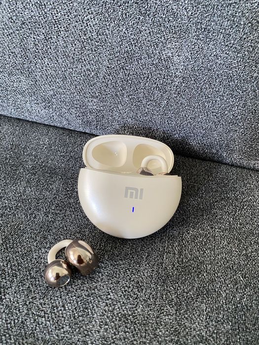 Безжични слушалки clips