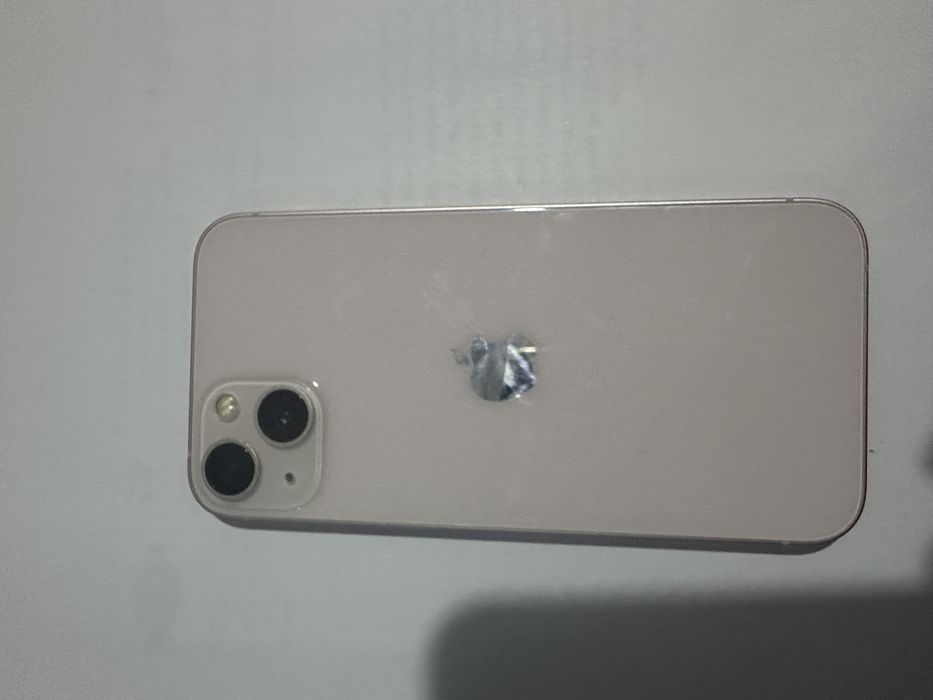 iPhone 13 (қызғылт түсті)