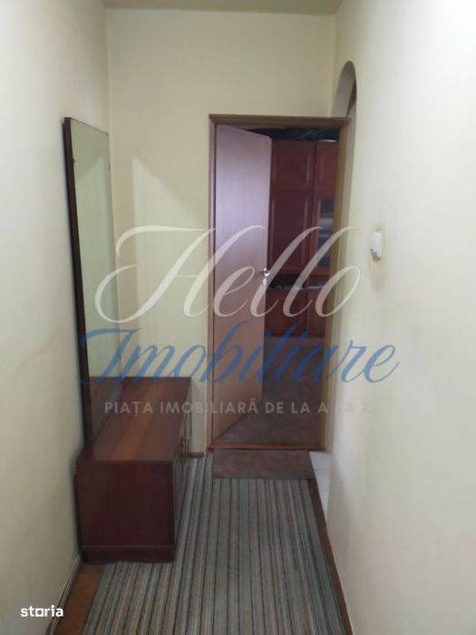 Vand apartament 3 camere 65mp+balcon 4,5mp zona Manastur ,Cluj