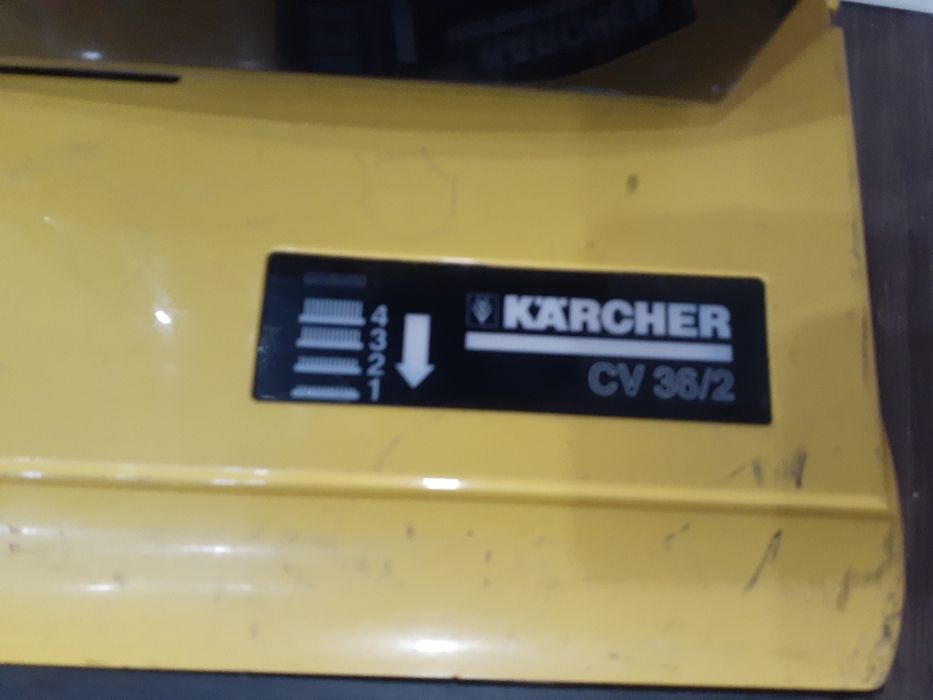 Промышленный пылесос Karcher CV 36/2