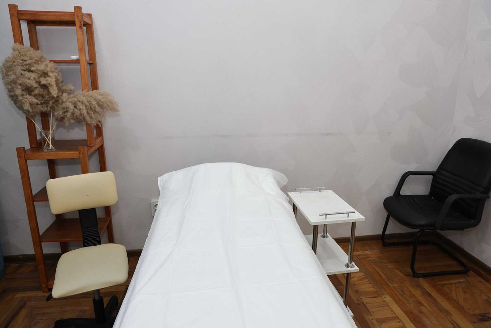 Кабинет для косметолога и др. Косметолог учун хона.