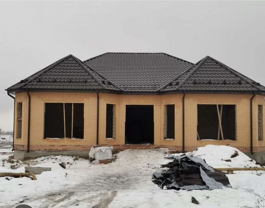 Крыша қағу Плотник, бригада, строитель, ремонт, лесница, штукатурка