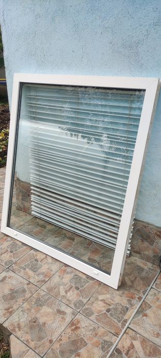 ПВЦ прозорец неотваряем.