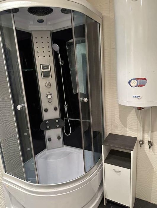 Дава се под наем Тристаен апартамент в Пловдив, Кючук Париж - 76 кв.м за 408 € - Снимка #5