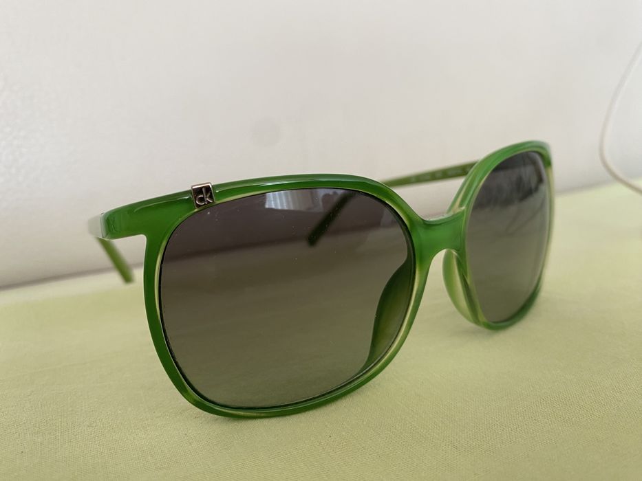 Calvin Klein слънчеви очила