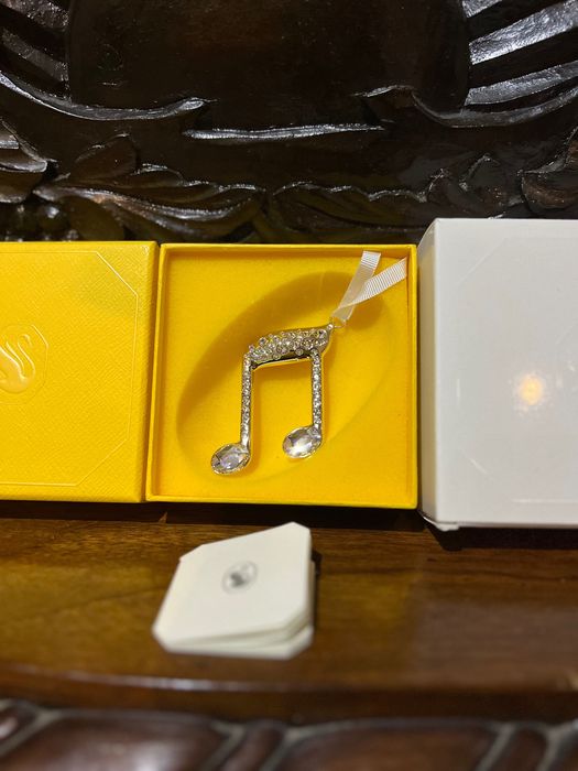 Swarovski орнамент за елха