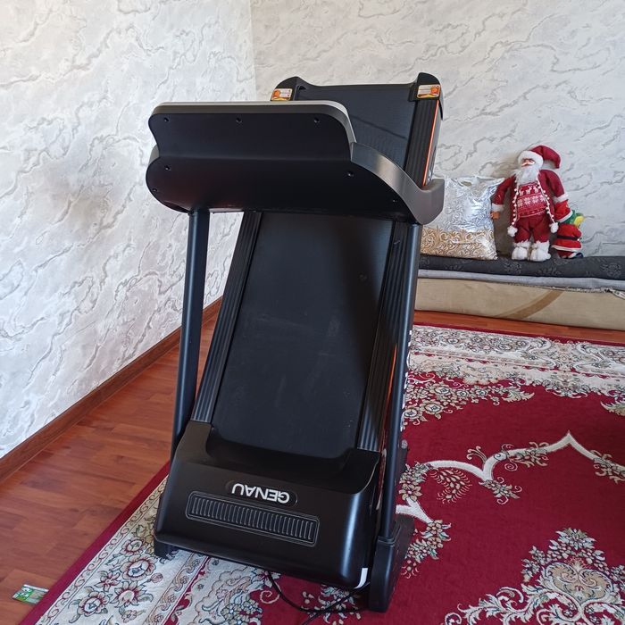 Продам беговую дорожку