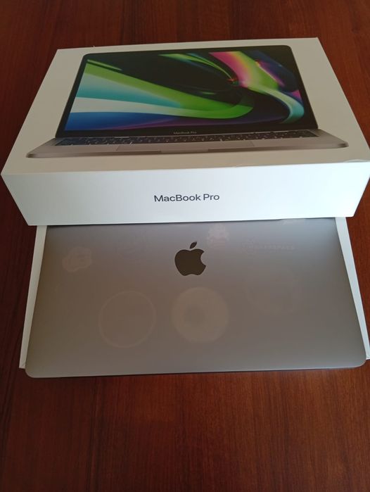 Продается MacBook