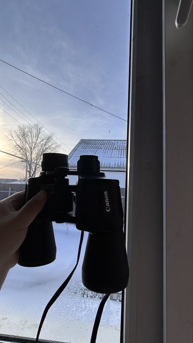 Продам бинокль срочно