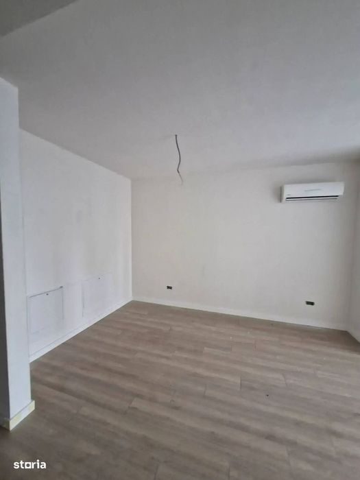 Garsoniera Luminoasa Bloc Premium Titan-Pallady Investitie Sigura — fotografia 1
