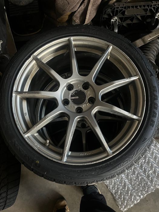 Enkei RSM9 18x8.5 5x108 63’ / 245/40/18