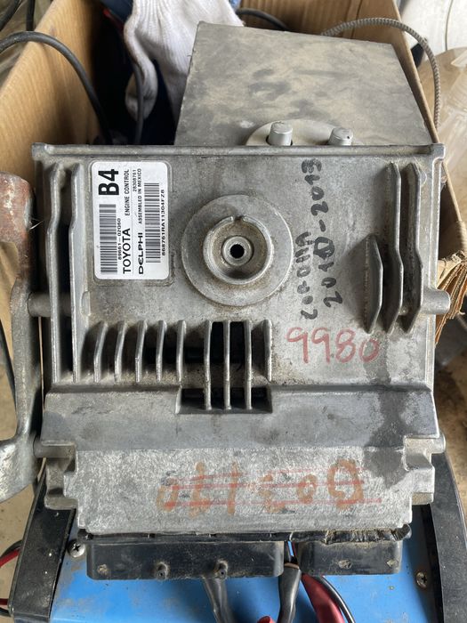 Эбу Комп Каролла