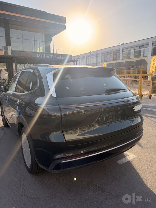 Geely ex5 emi gibrit