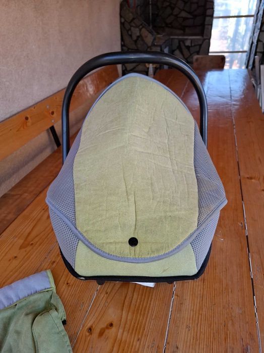 Две столчета за кола за 50 лв двете/ 0-18 кг