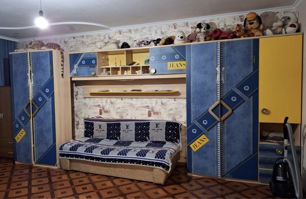 Детский гарнитур