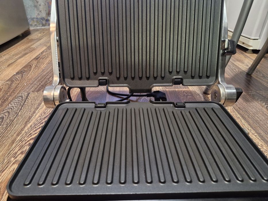 Гриль DeLonghi 1030D