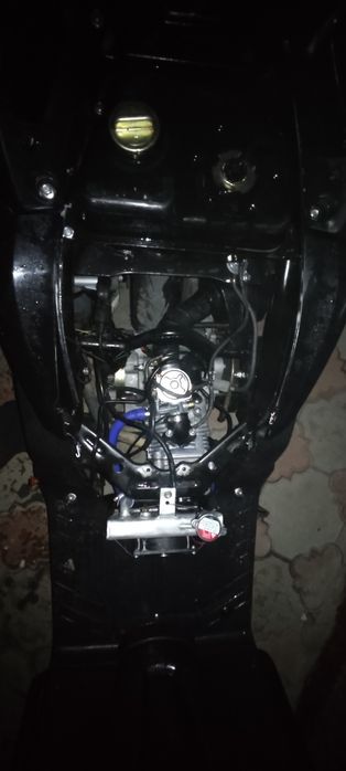 Скутер танк 110-120км/ч  скорость 200куб