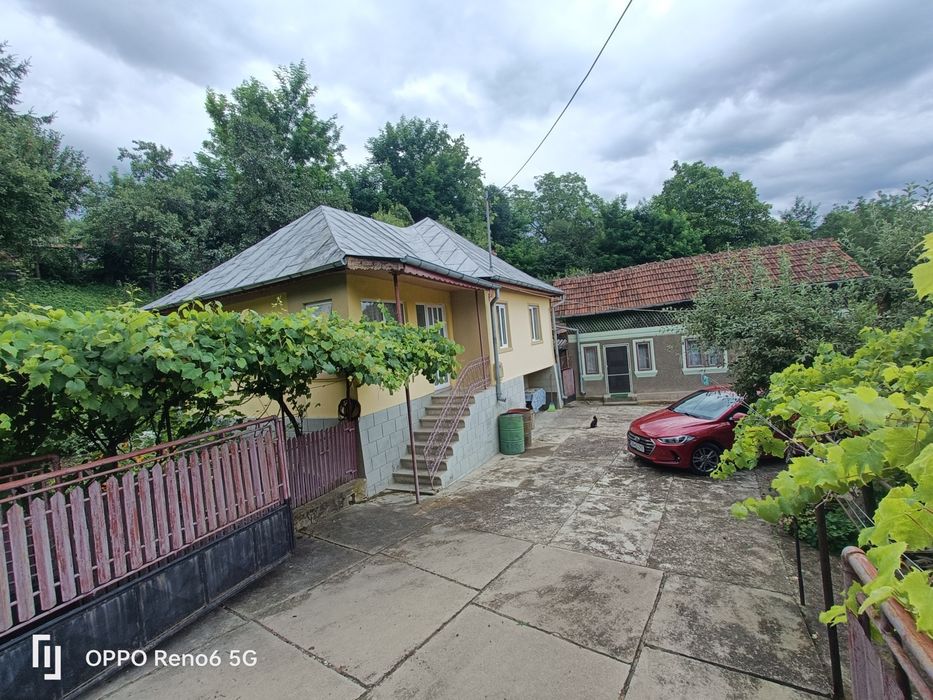 Casă de vânzare în comuna Bezdead sat Măgura (Tunari).