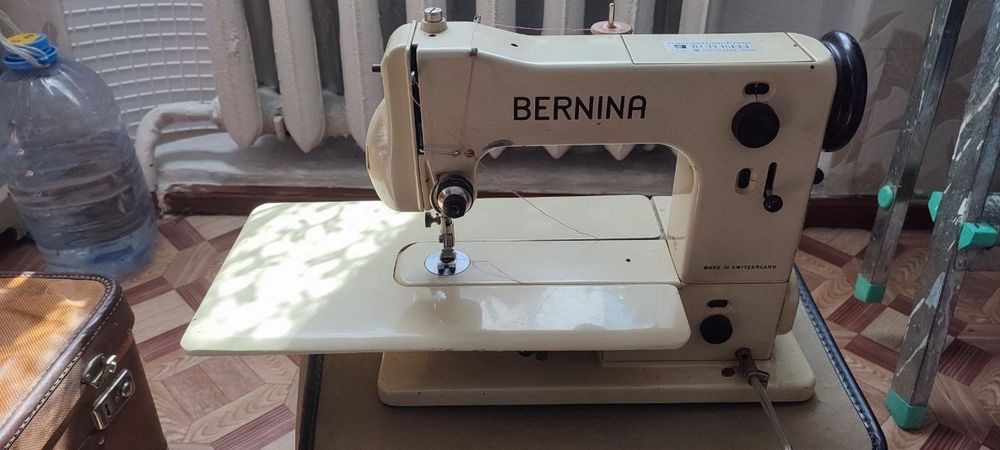 Швейная машина Bernina
