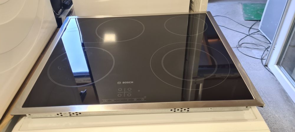Стъклокерамичен плот за вграждане Bosch  Made in Germany