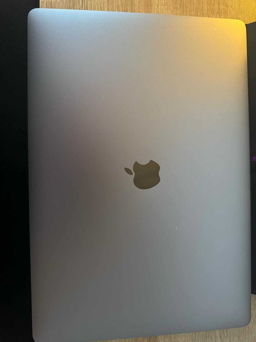 MacBook Pro 2018 (15-inch)