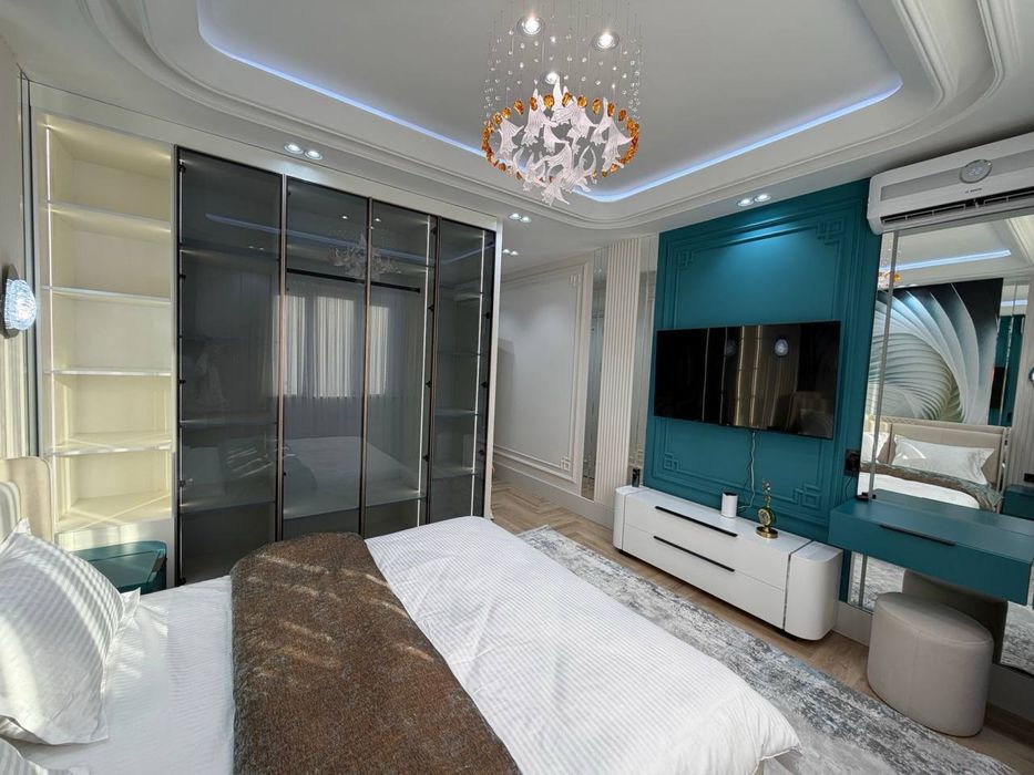 4 комн. Квартира Жк "DREAM HOUSE