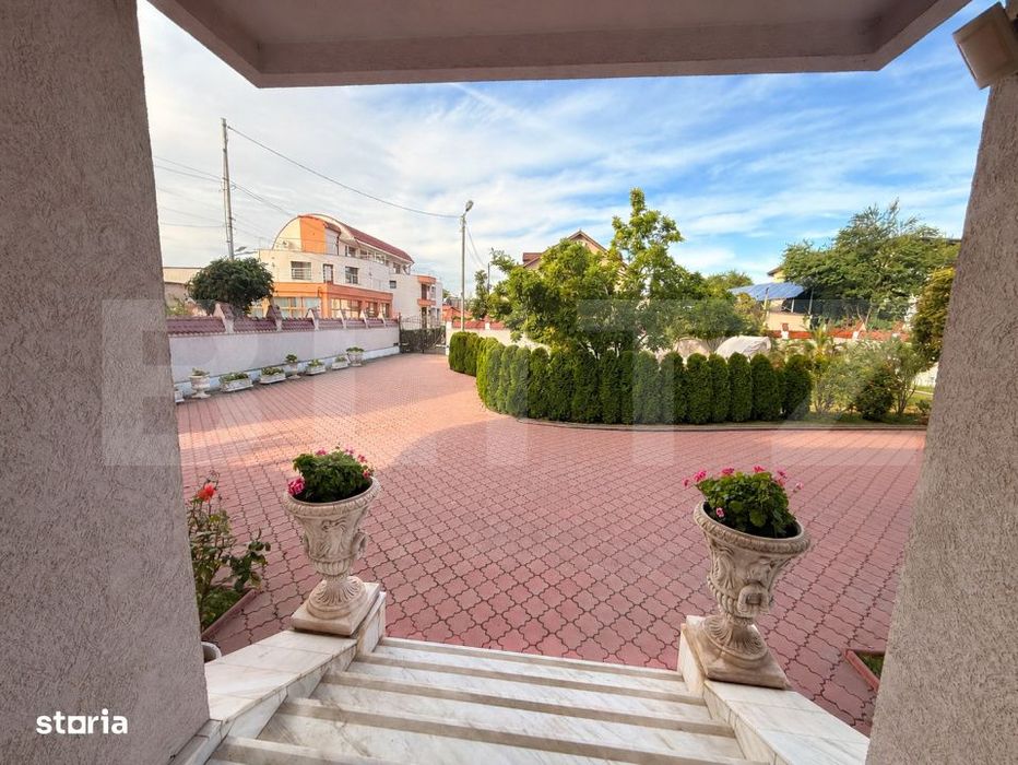 Casa premium, ultracentrala  cu piscina si 1249 mp teren.