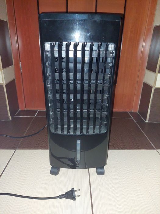 Ventilator electric,cu telecomandă