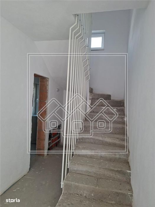 Casa individula de vanzare, 4 camere, la cheie - Turnisor