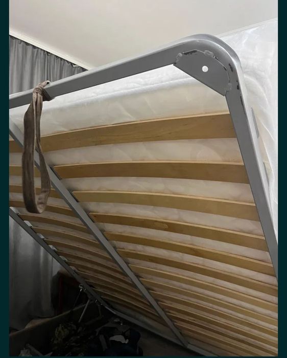 Продам кровать отличном состоянии