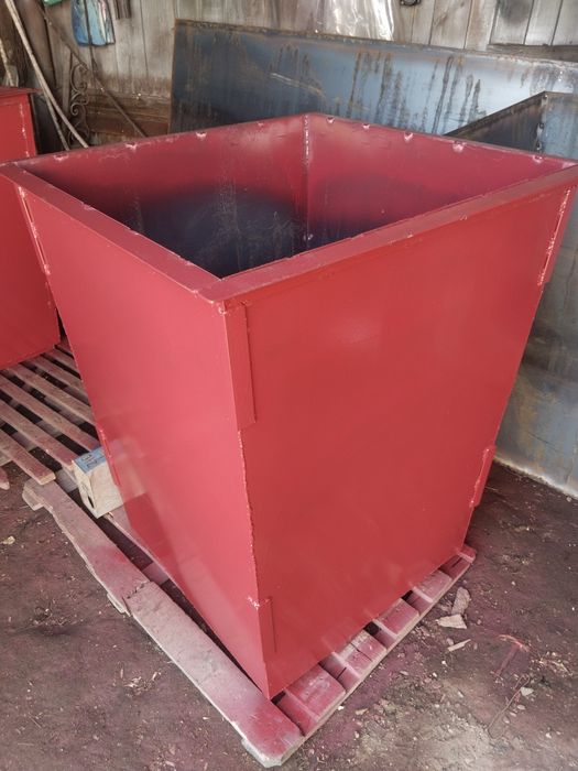 Мусорный контейнер