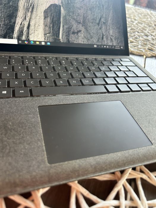 Ultrabook Microsoft Surface Laptop (13.5) - i5-7200U