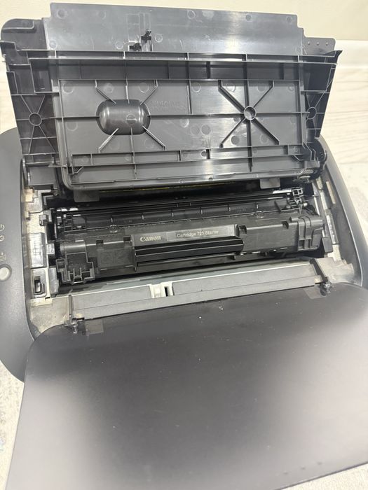 Принтер Canon в хорошем состоянии