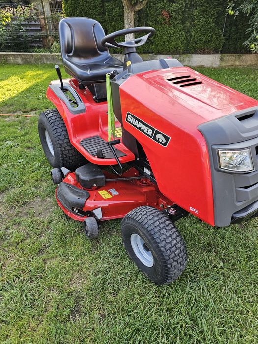 Tractor gazon/ iarbă Snapper 22 cp