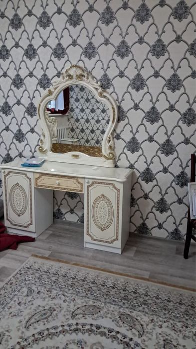 Королевский спальныц гарнитур