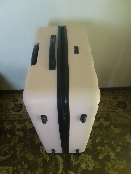 Vând două trolere