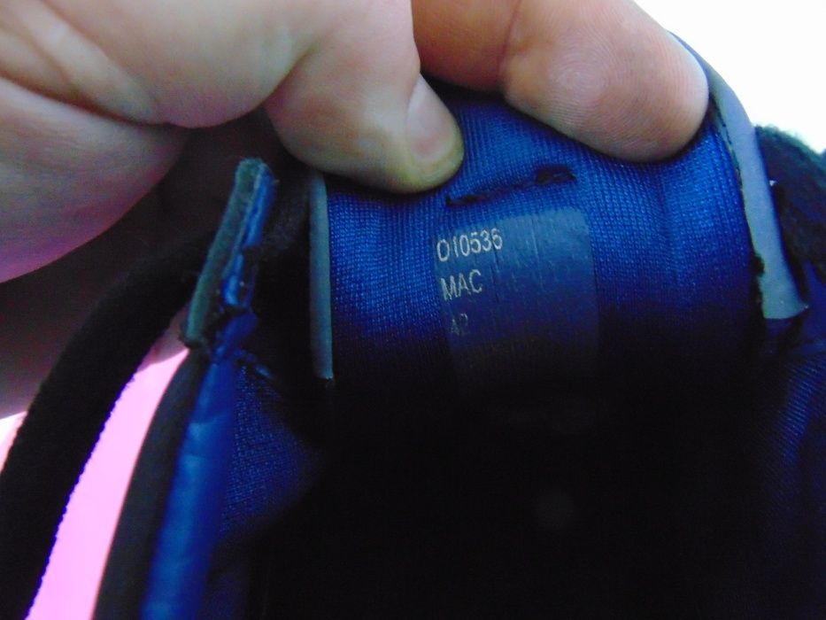 НОВИ Calvin Klein номер 42 Оригинални мъжки кецове