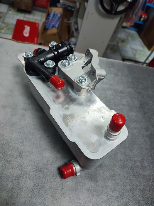 BMW G30 G05 G20 теплообменник АКПП