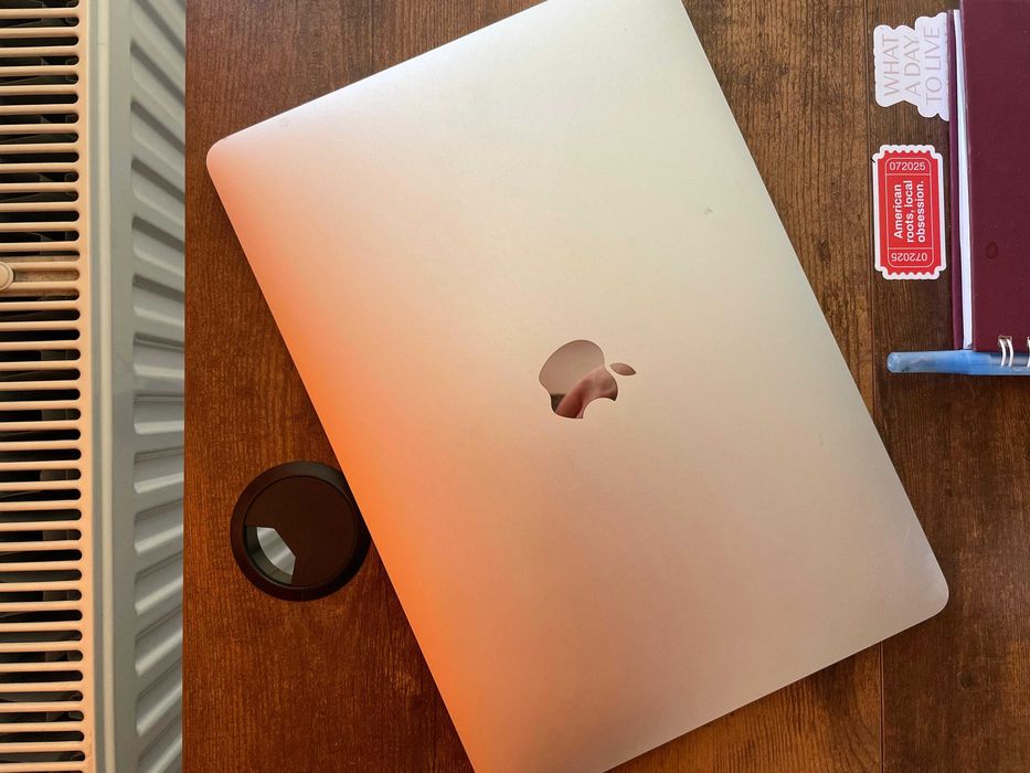 MacBook Pro 13-inch 2016 Four Thunderbolt 3 Ports