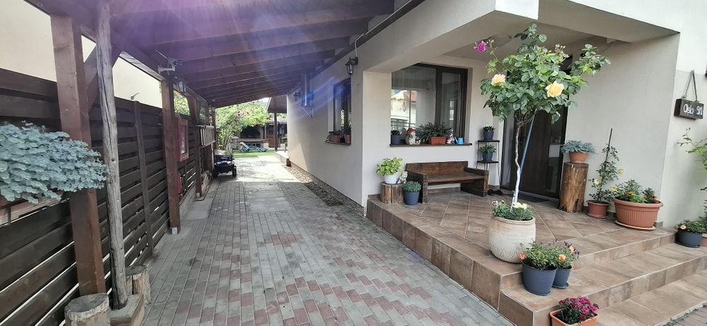 Proprietar  vand duplex de 162m2 utili , complet mobilat si utilat. Mosnita Noua cartier Europa la 2 min de strada principala si Centura de Sud