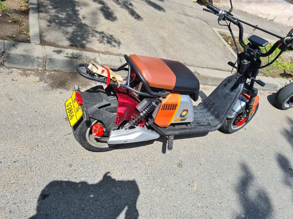 Scuter electric 701 sport