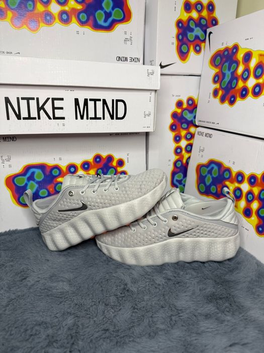 Nike mind 002 full box