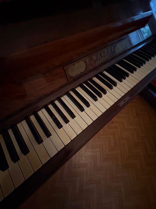 Полско пияно F. Welzel Breslau