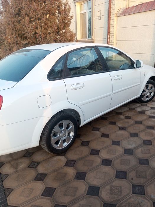 Chevrolet Lacetti avtomat 2023 yil