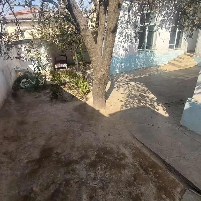 Учачтка "Чорсу бозор" да! сотилади!