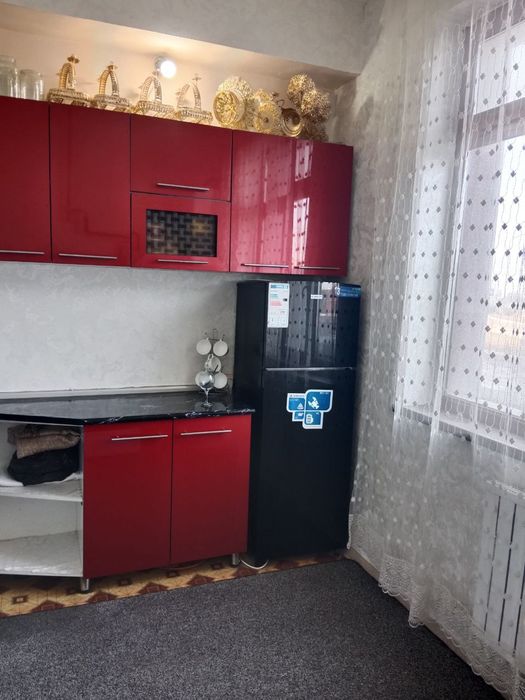 Qarshi shahar davlat hizmatlaridan utganda 4 etajli dollardan dom soti