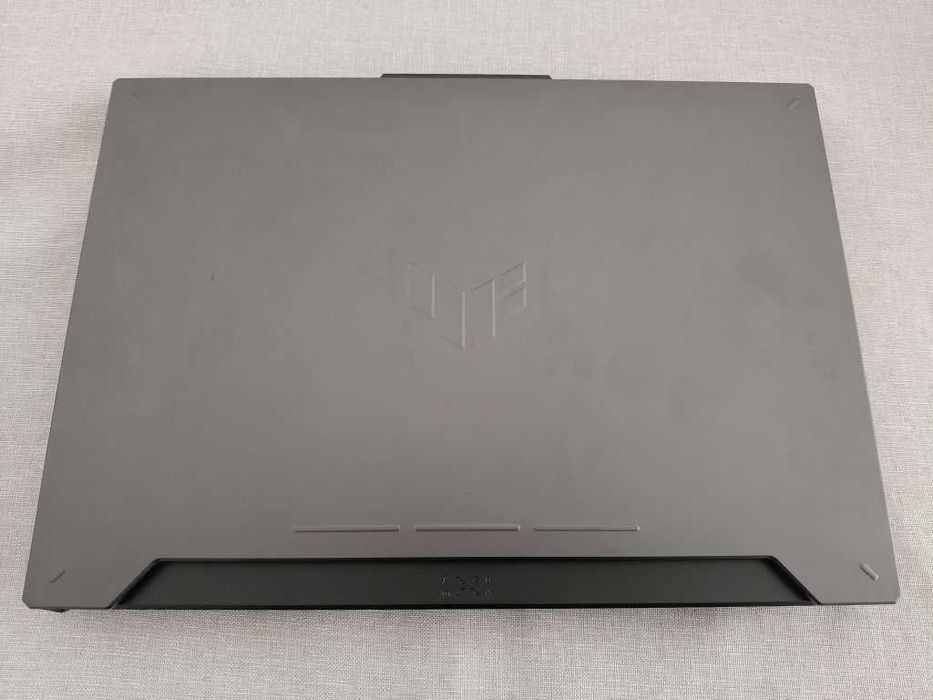 Laptop gaming ca nou ASUS TUF F15 cu i7 13620H 4.90GHz / 32GB RAM / RTX 4070 8GB / SSD 1TB