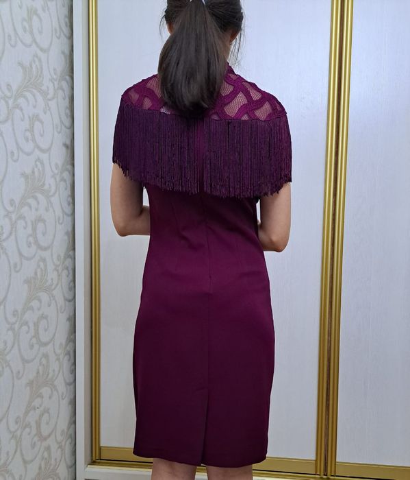 Продам женское платье