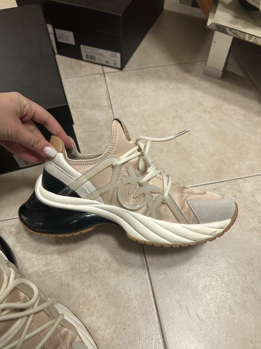 Обувки Pinko Ariel